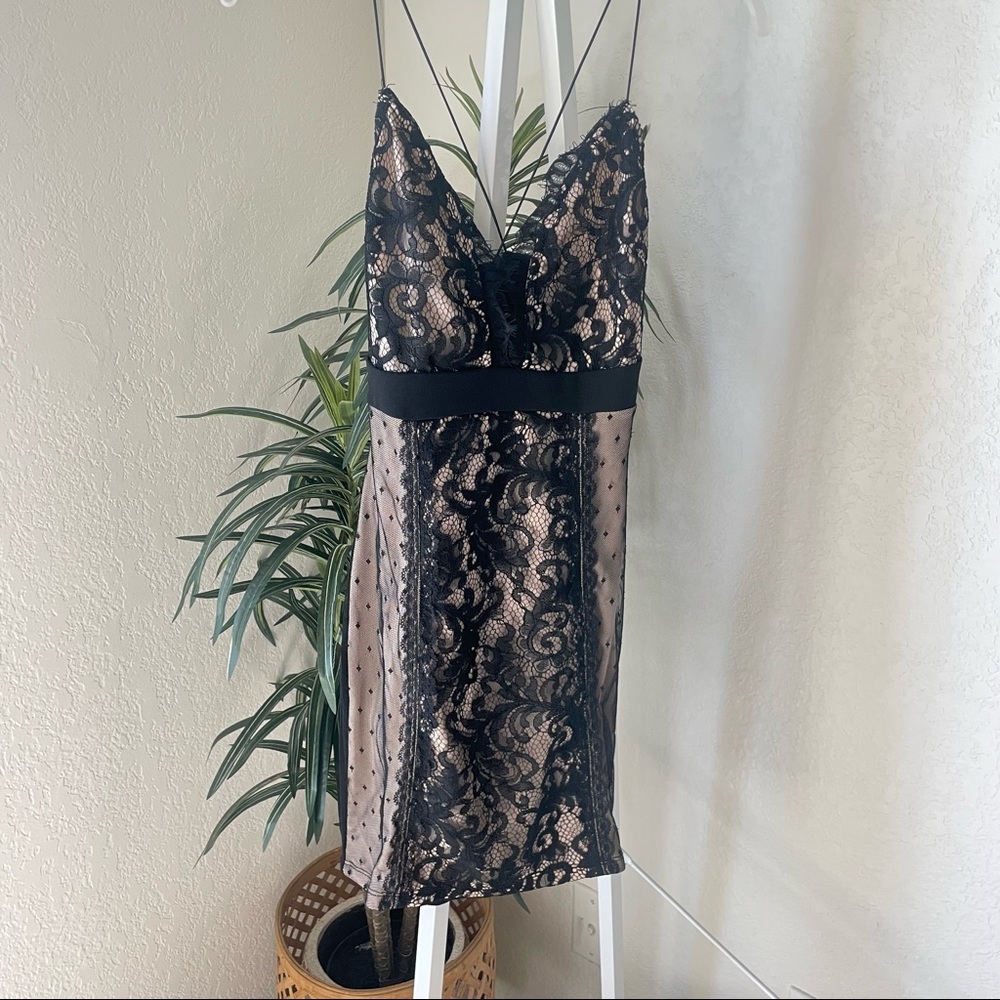 brand new mini dress black with pretty design